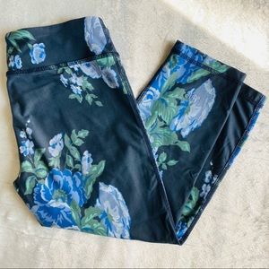 Albion Fit Antigua Cobalt Bike Shorts / Go Capri